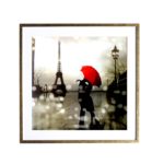 Par de Quadros Casal com Sombrinha Vermelha em Paris para Sala Quarto Hotéis Escritório, 60x60cm C/ Vidro 3mm e Moldura na Cor Dourada Envelhecida